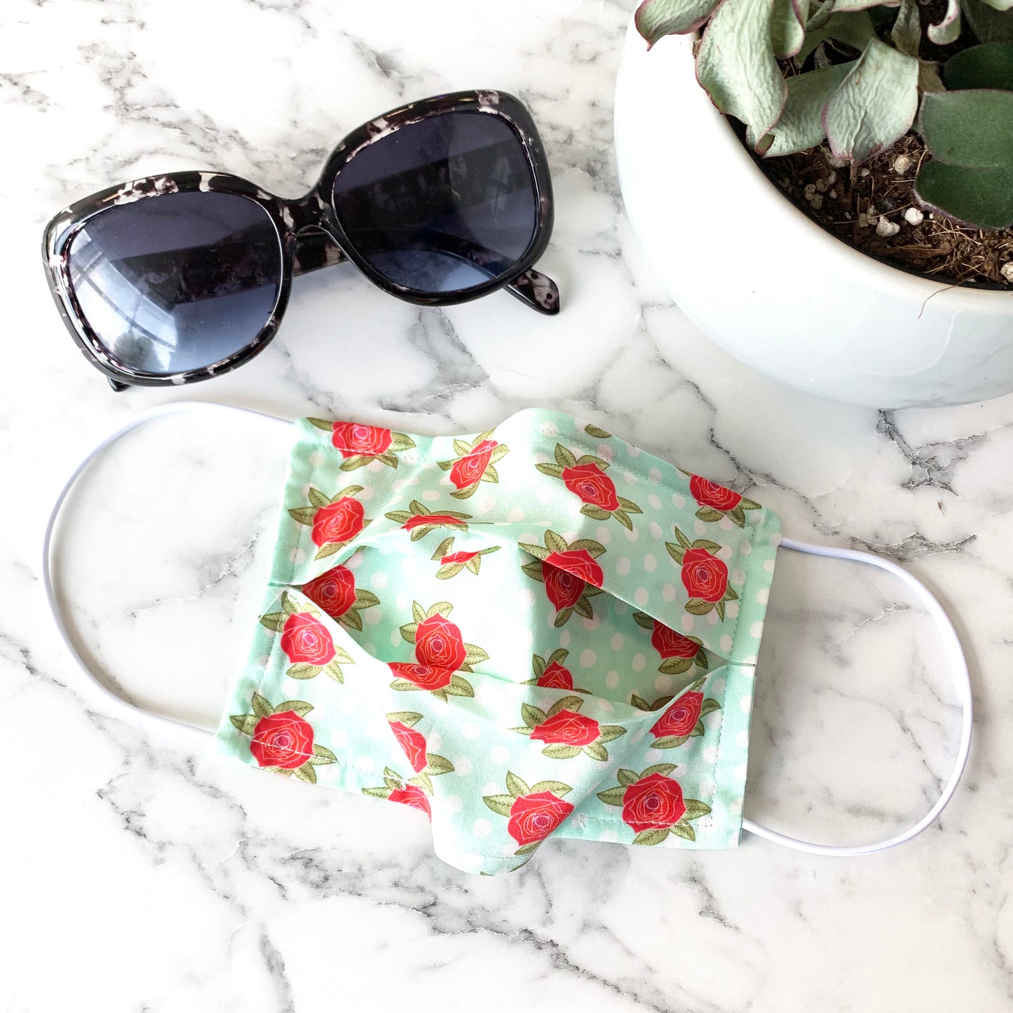 Floral Cotton Facemask With Nose Wire And Filter Pocket