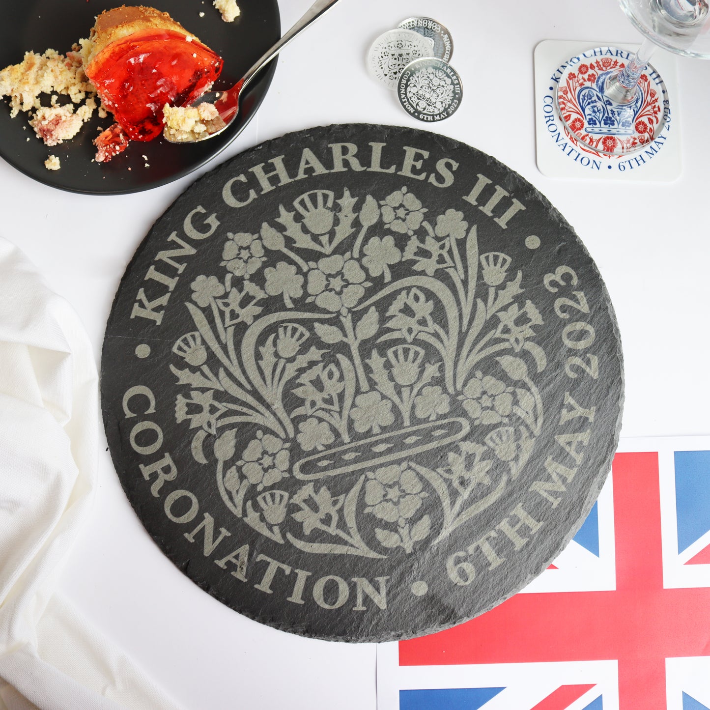 KCIII coronation slate cake platter table centrepiece serving platter main image