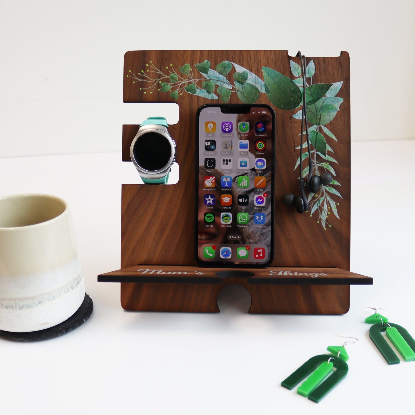 printed docking station phone holder