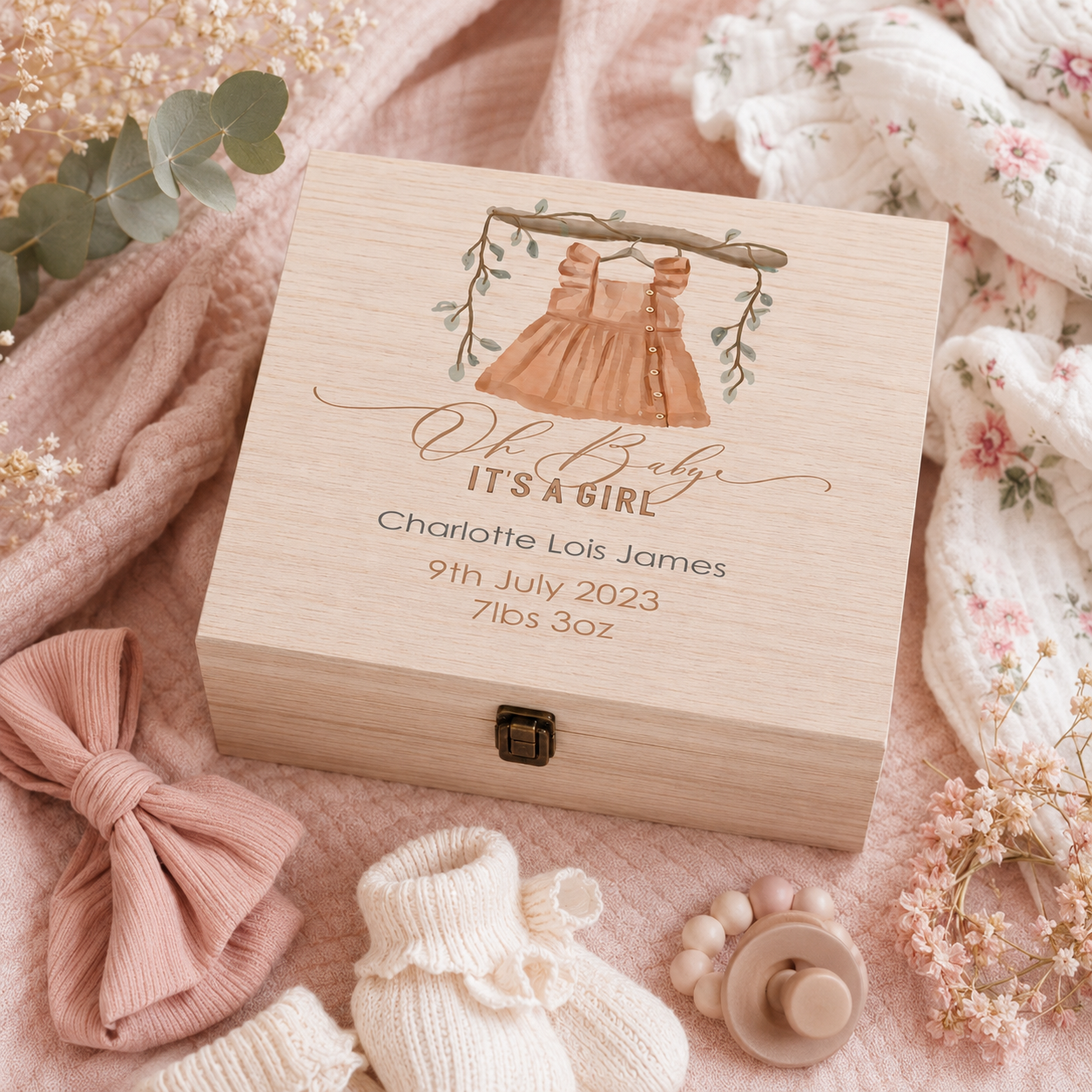 Personalised White Luxury Baby Gift Box – Keepsake for Newborns