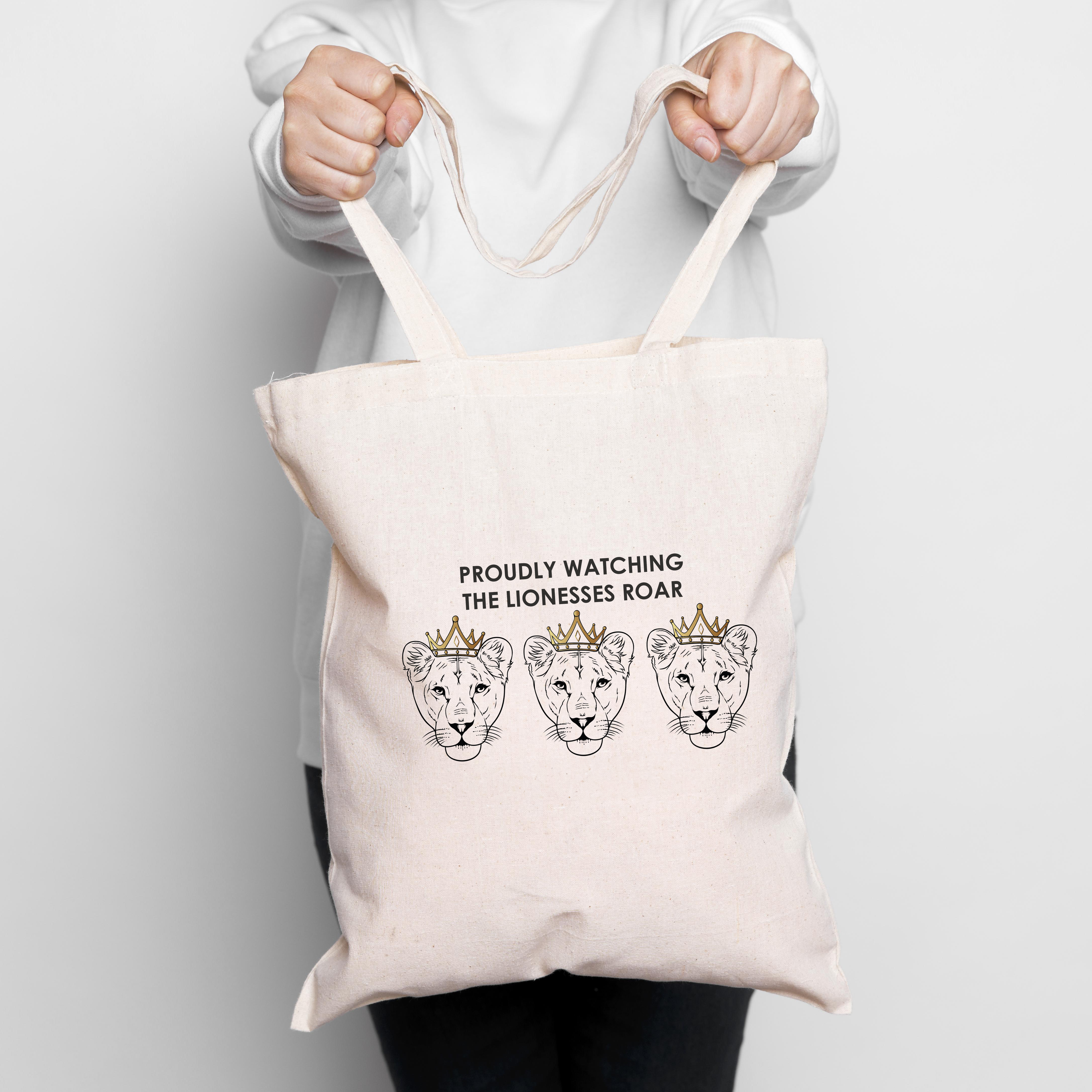 3 Lionesses Women's Football Tote Bag