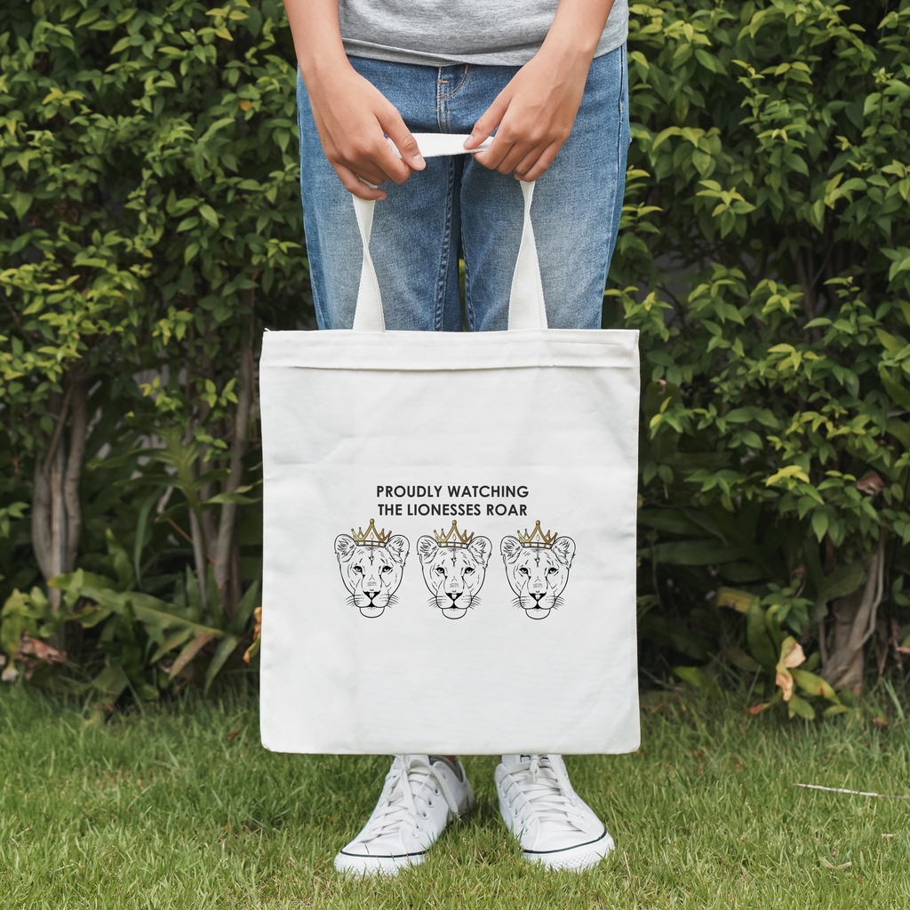 3 Lionesses Women's Football Tote Bag