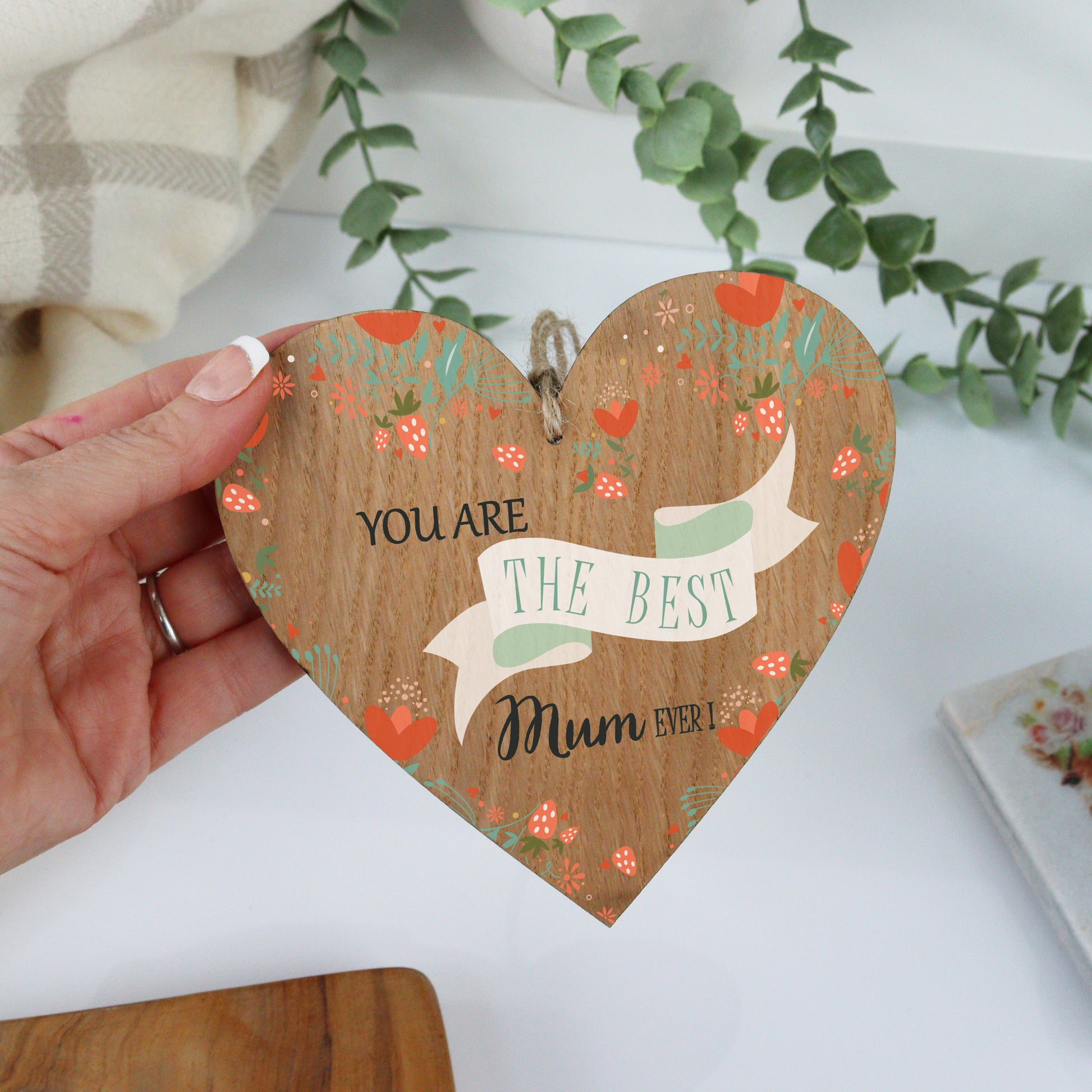 Best Mum ever wooden hanging heart non personalised Mothers Day Gift gift for Mum hanging heart