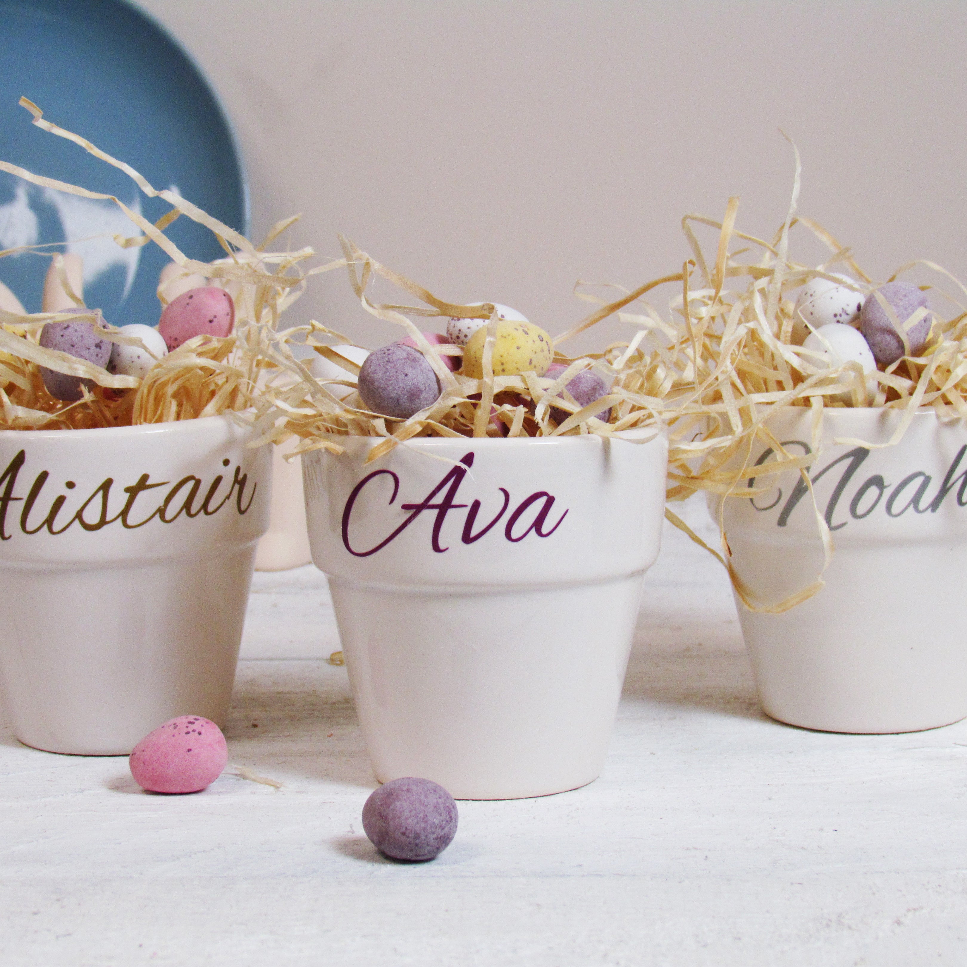 Easter Porcelain Pot Place Holder