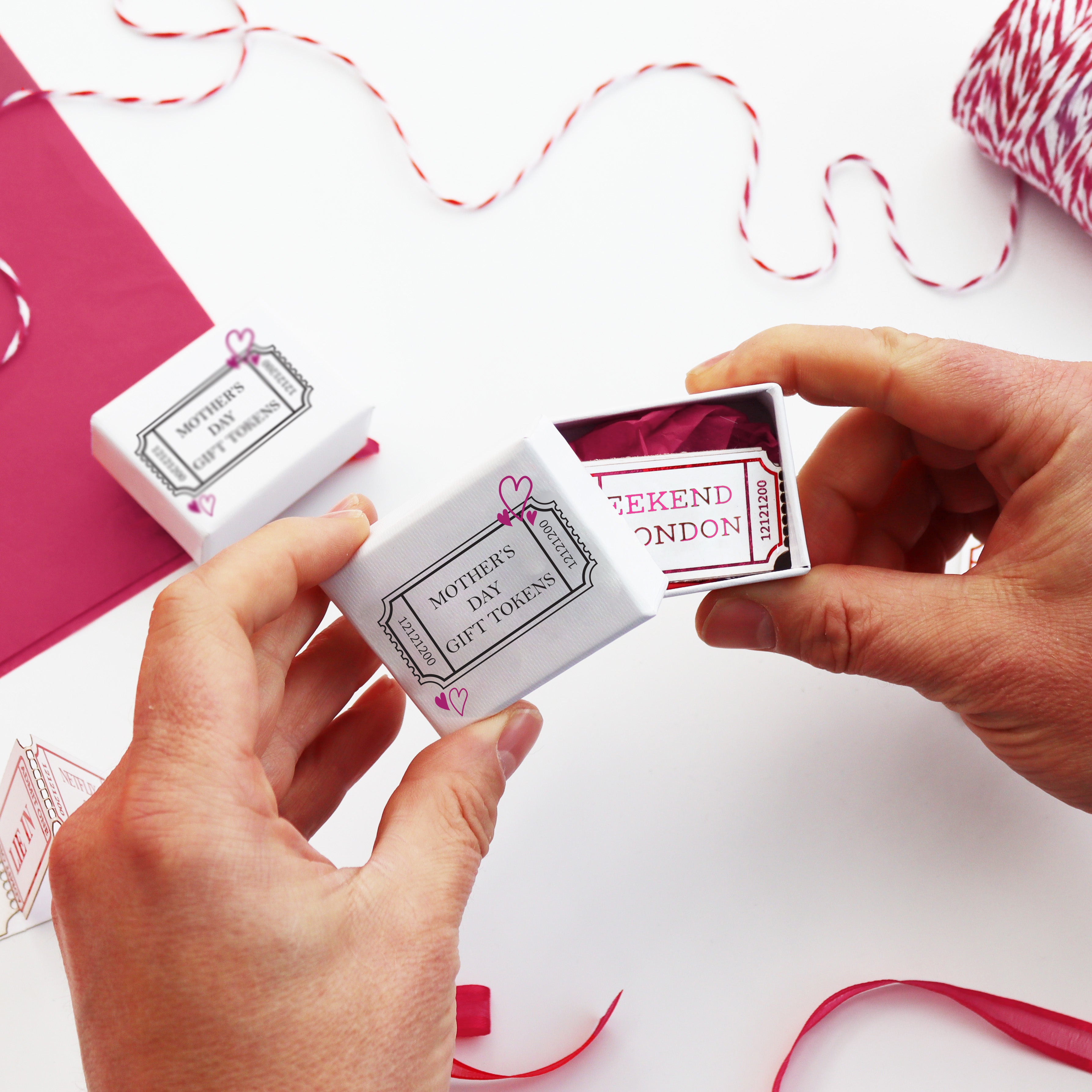 Mother's Day gift tokens pull aprt arcade style tokens with personalisable tokens