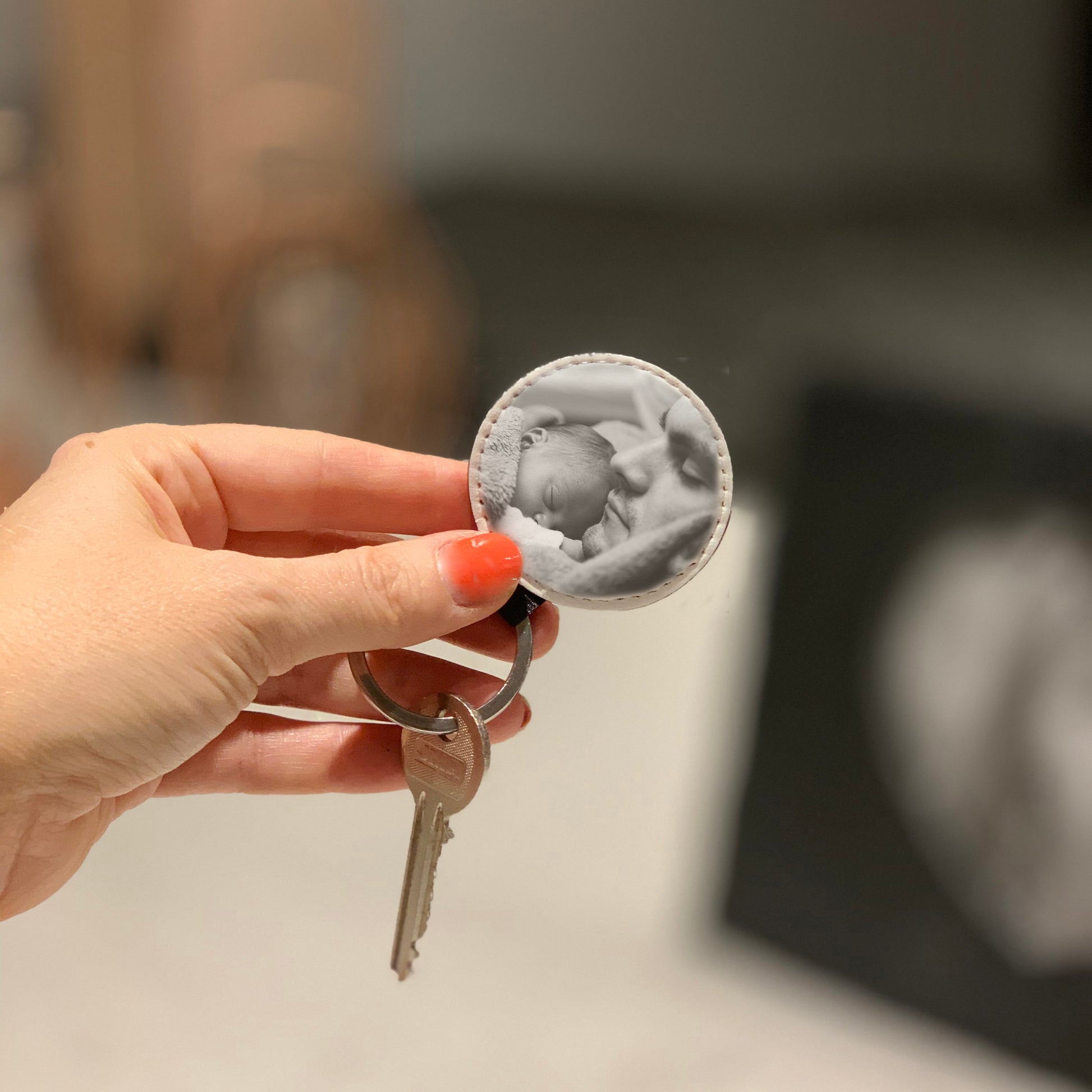 Leather Personalised Photo Key Ring – PerfectPersonalisedGifts