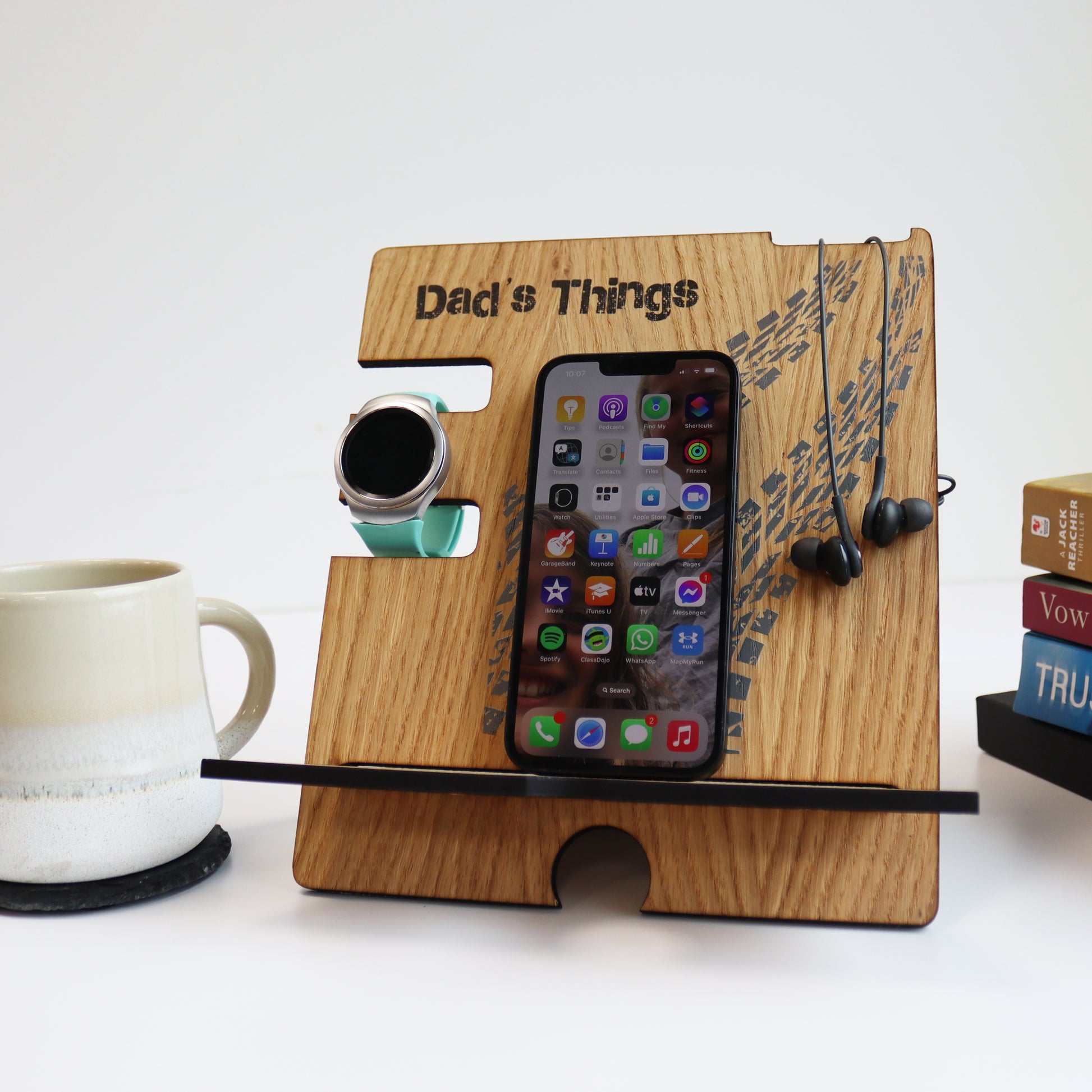 printed wooden accessories holder phone and watch holder