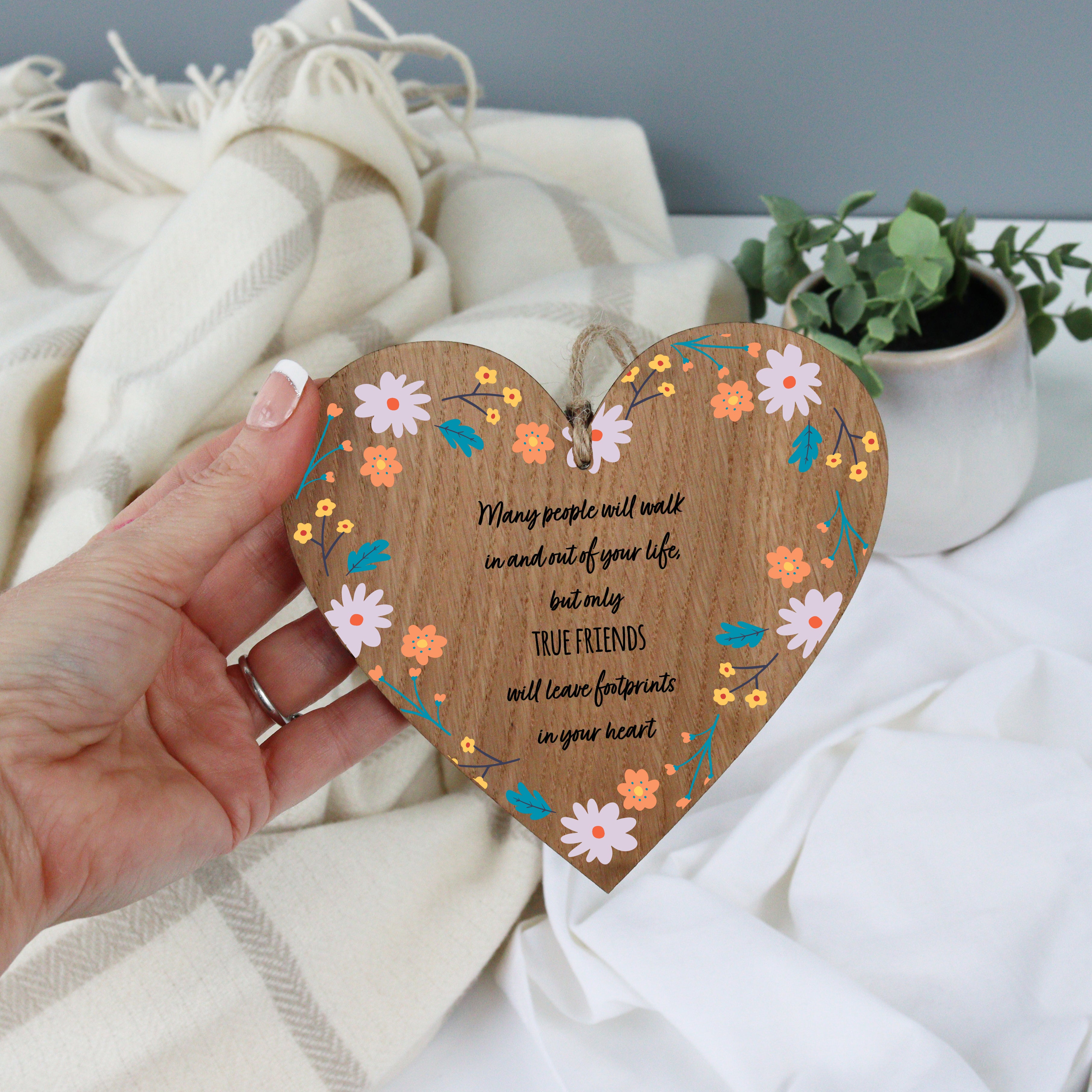 Only the best friends leave footprints on your heart wooden hanging heart plaque